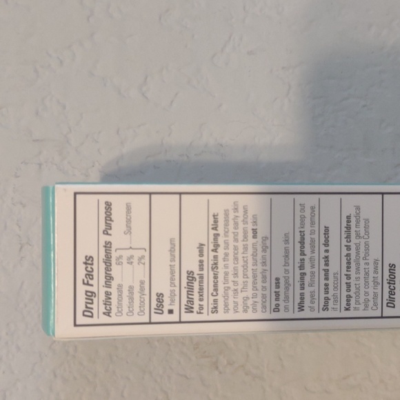 proactiv Liquid SPF 15 Sunscreen. Never opened. Still has original seal on it. - Picture 3 of 10